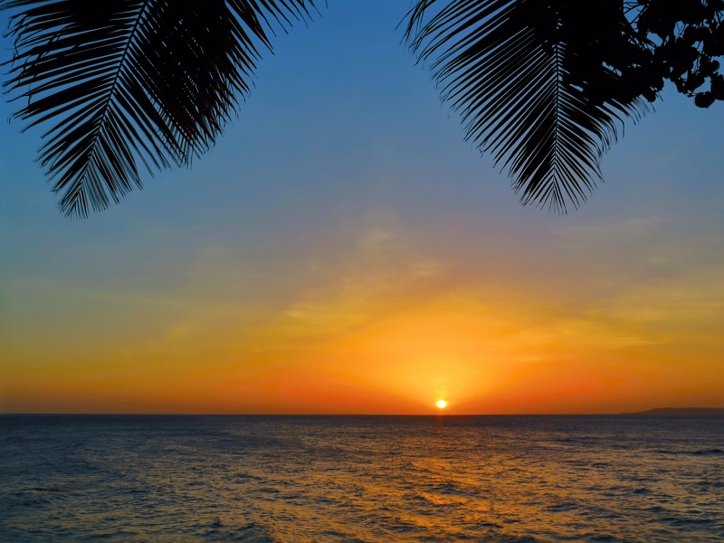Sunset, Sun Reef resort